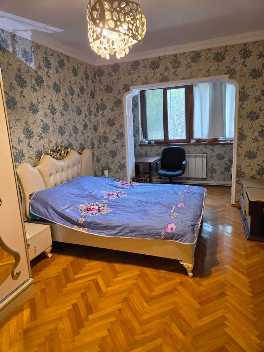 Satılır 4 otaqlı köhnə tikili 125 m² — Mənzil, Bakı (10)
