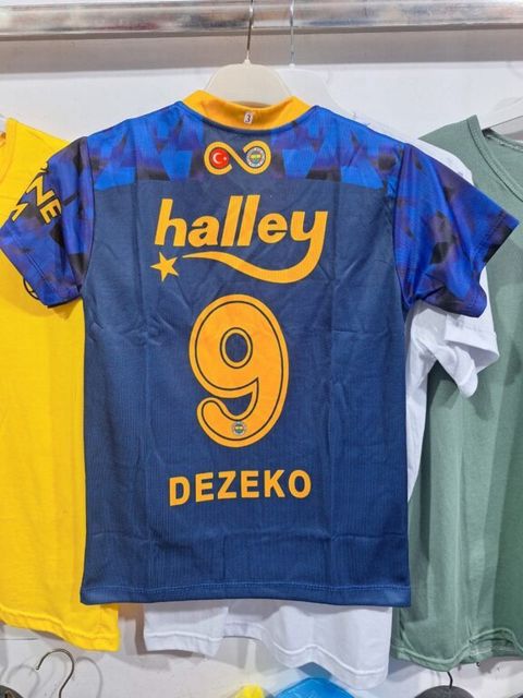 Futbol forması "Dezeko N9" — Bakı