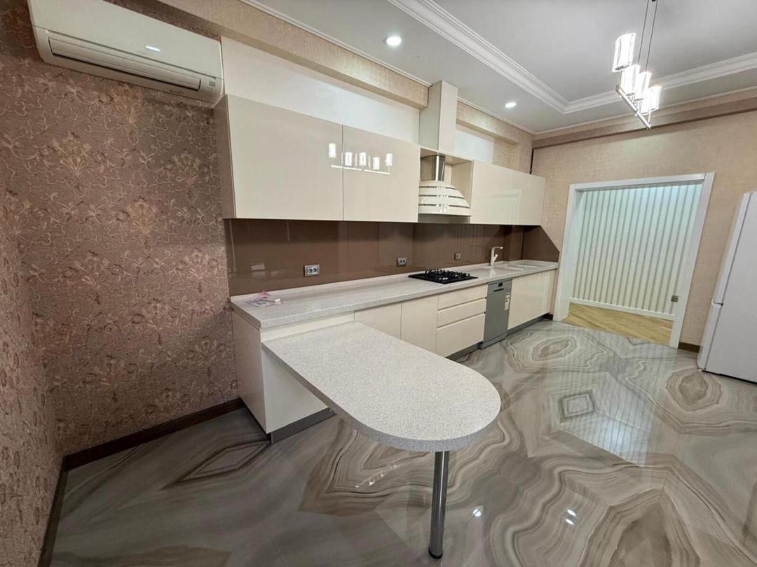 İcarəyə verilir 2 otaqlı yeni tikili 90 m² — Mənzil, Bakı (10)