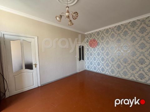 Satılır 2 otaqlı köhnə tikili 40 m²