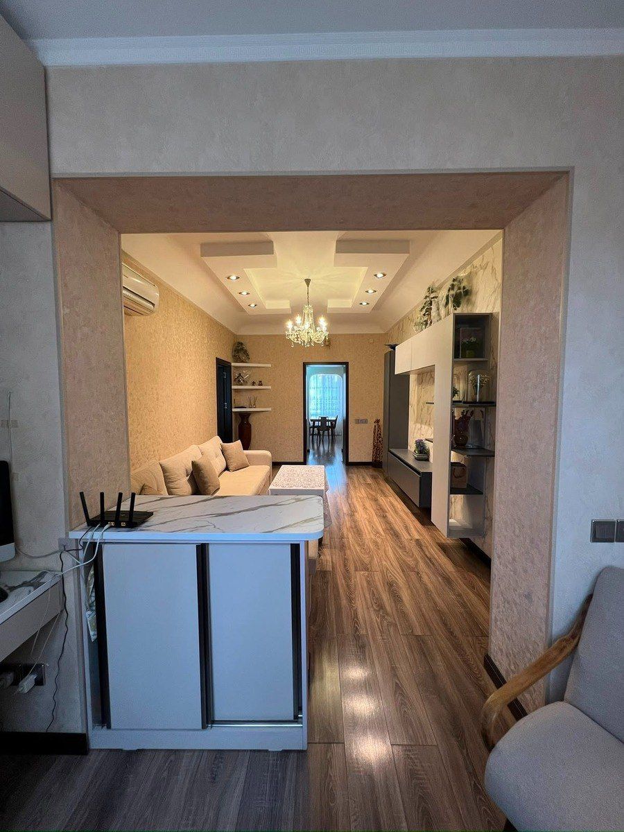 Satılır 4 otaqlı köhnə tikili 90 m² — Mənzil, Bakı (3)