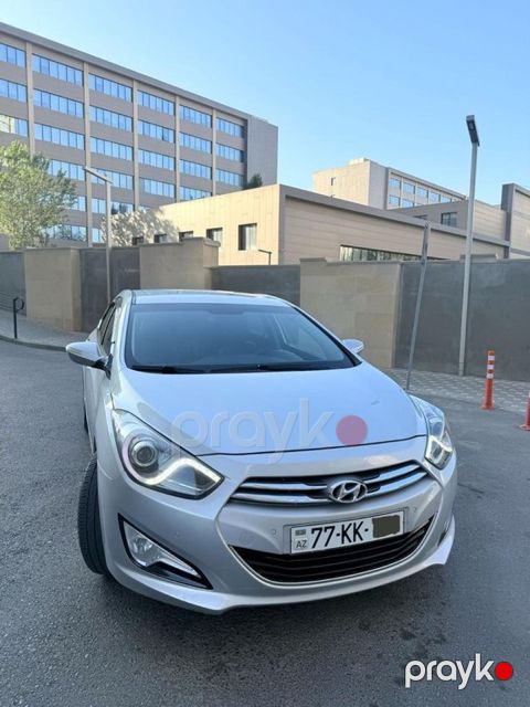 Hyundai i40, 1.7 L, 2012 il, 315 000 km
