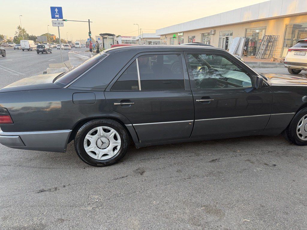 Mercedes 230 E, 2.3 L, 1992 il, 380 000 km — Avtomobillər, Bakı (10)