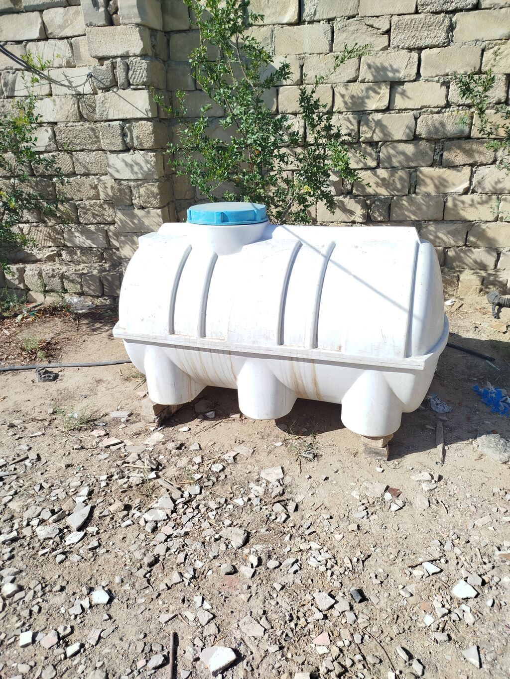 Antalya markalı su çəni - Tutum: 1000 litr (korpus üzərində 1000L — Su çənləri, kanisterləri, bochkalar, Bakı (3)