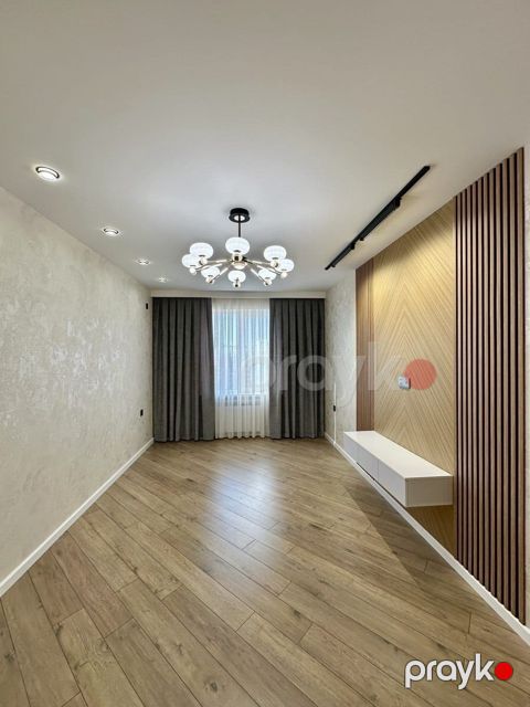Satılır 3 otaqlı yeni tikili 70 m²