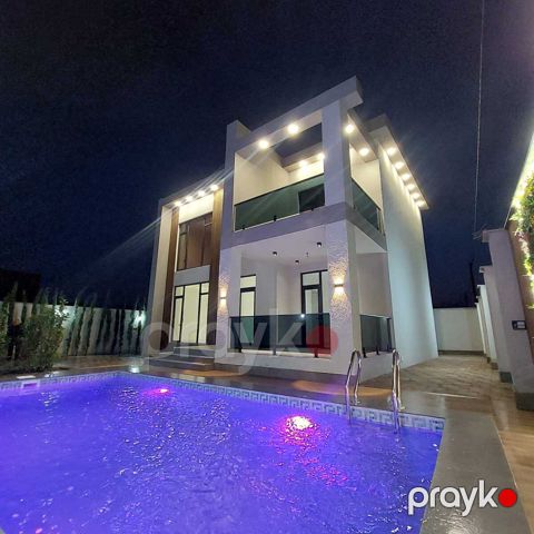 Satılır 4 otaqlı həyət evi/bağ evi 200 m²