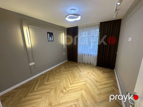 Satılır 2 otaqlı köhnə tikili 45 m²