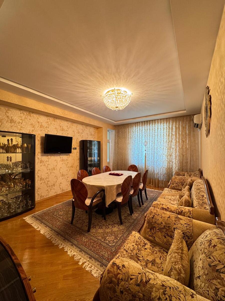 Satılır 4 otaqlı yeni tikili 170 m² — Mənzil, Bakı (2)