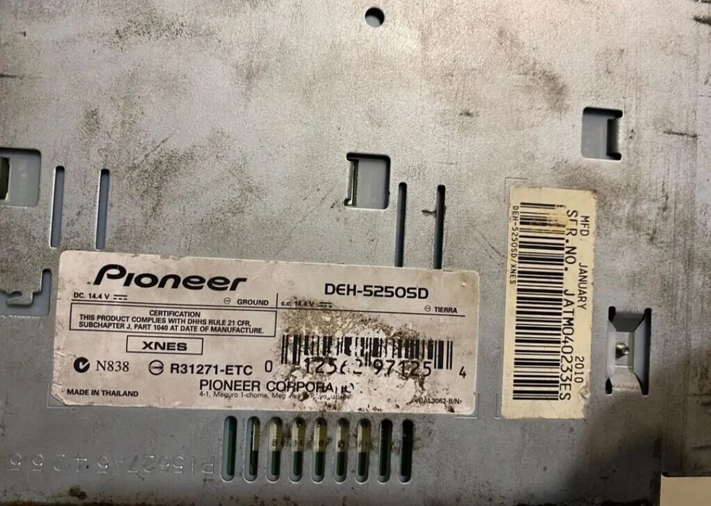 Salam Pioneer Delfin 5250 Satılır 6 çixiş aparatura mali Barter var — Avtomobil akustikası, Mehdiabad (3)