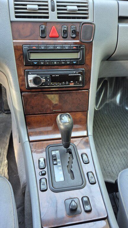 Mercedes E 230, 2.3 L, 1995 il, 380 000 km — Avtomobillər, Bakı (9)