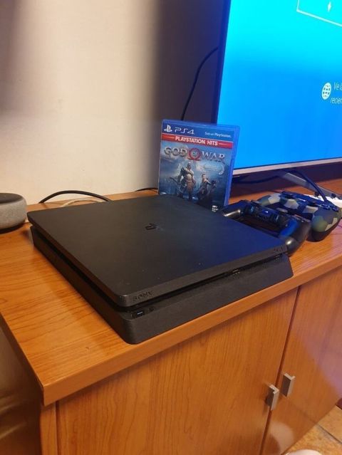 Ps4 slim hec bir problemi yoxdur.1terebaytdir ancaq icinde oyun — Naxçıvan