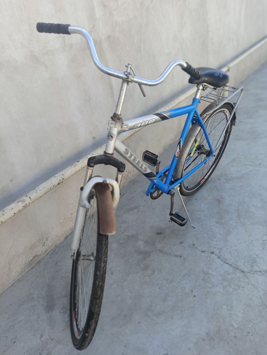 İşlənmiş Şəhər velosipedi Stels, 28", sürətlərin sayı: 1, Ünvandan götürmə — Yol velosipedləri, Sabirabad (5)