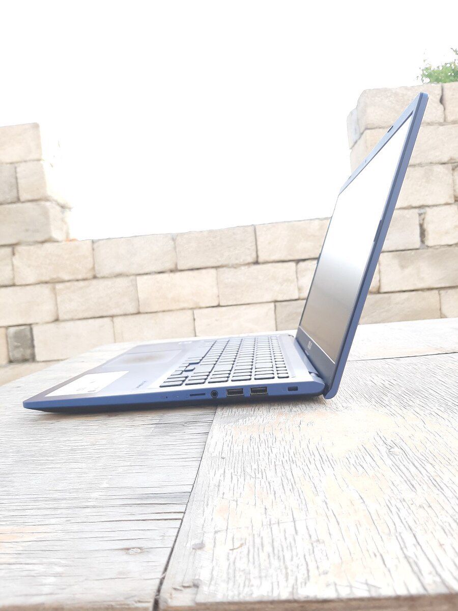 Asus (i3 10-cu nəsil/8 GB RAM/256GB sürətli SSD) — Noutbuklar, Bakı (5)