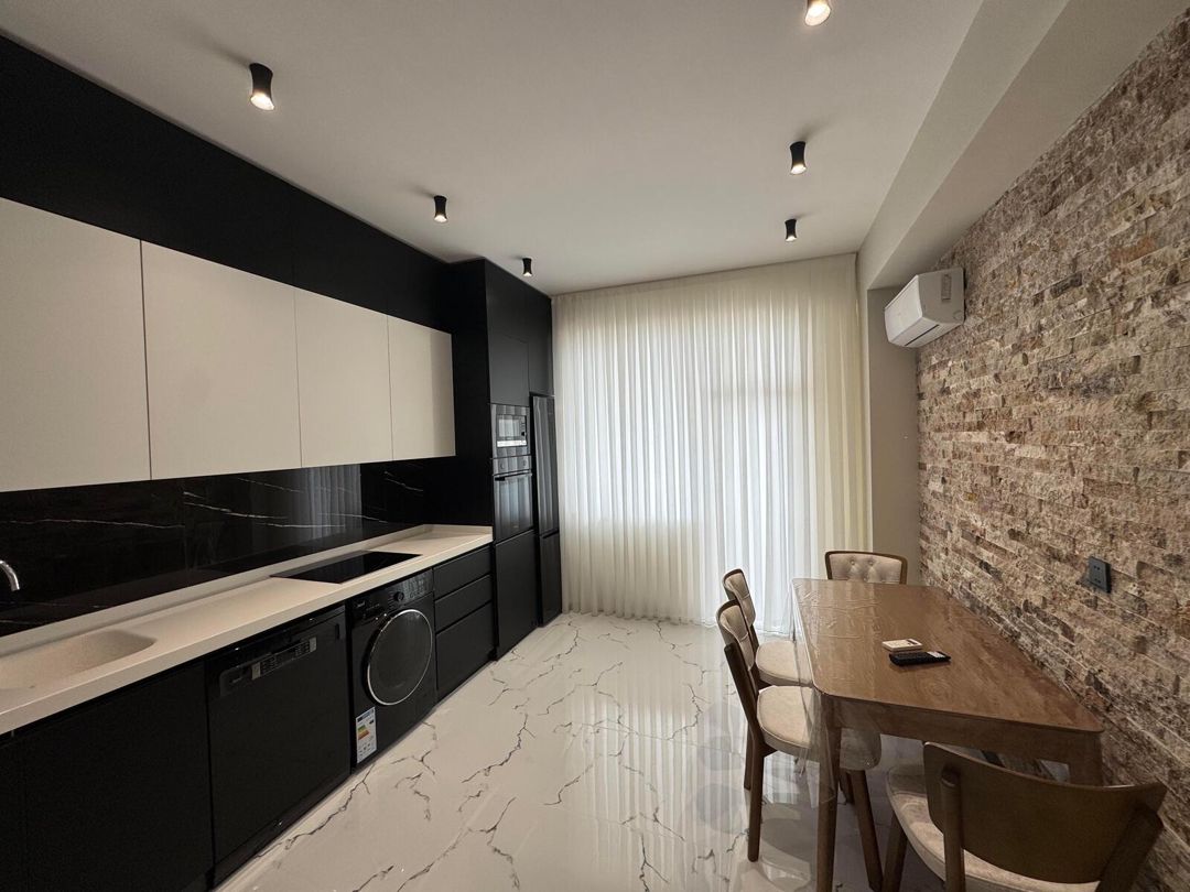 İcarəyə verilir 3 otaqlı yeni tikili 135 m² — Mənzil, Bakı (5)