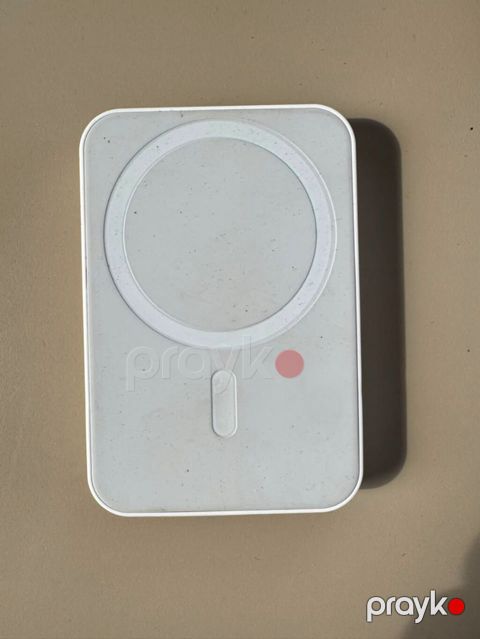 Powerbank Apple, 5000 Mah, Az İşlənmiş — Bakı