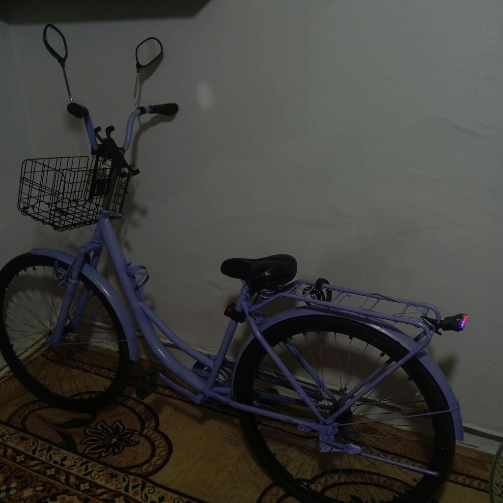 Şəhər gəzintisi üçün rahat velosiped - Rəng: açıq bənövşəyi — Yol velosipedləri, Bakı (3)