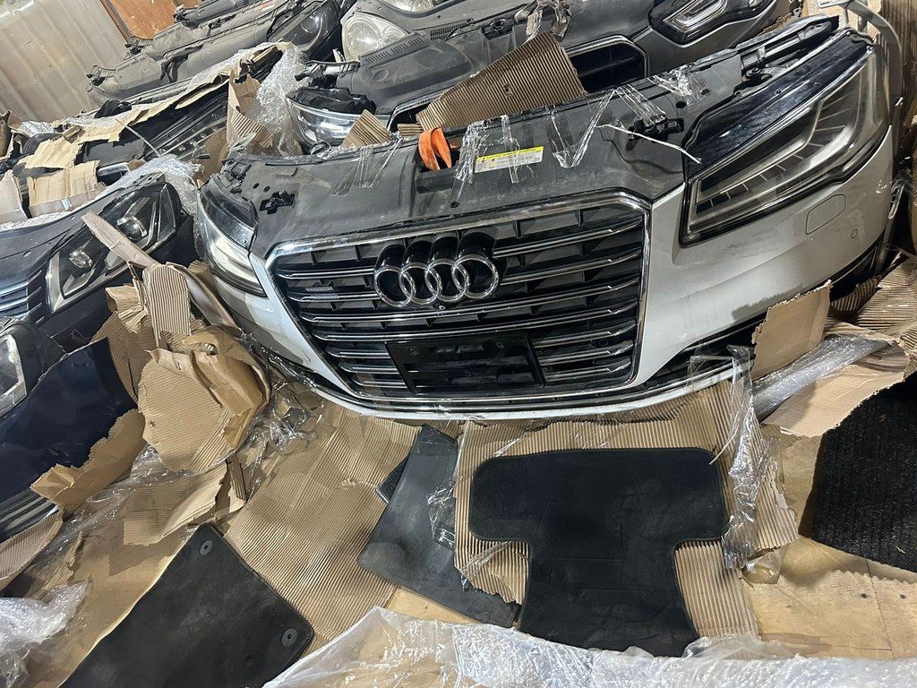 "Audi A8 4.0 2015" ehtiyat hissələri — Ehtiyat hissələri və aksesuarlar, Bakı (4)