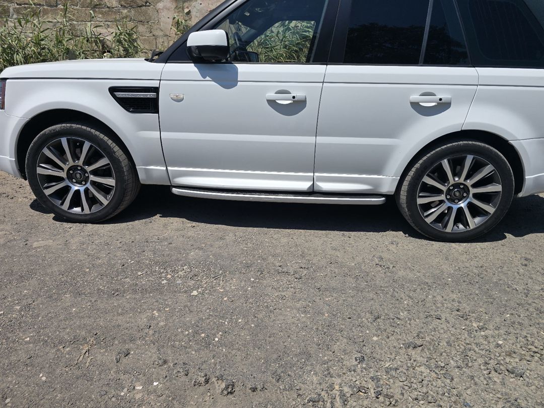 Land Rover təkərləri 295.40 R21 — Ehtiyat hissələri və aksesuarlar, Bakı