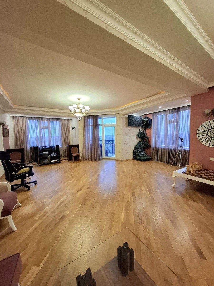 Satılır 5 otaqlı yeni tikili 308 m² — Mənzil, Bakı (2)