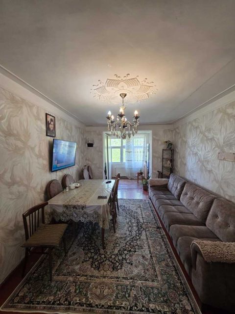 Satılır 2 otaqlı köhnə tikili 50 m² — Sumqayıt