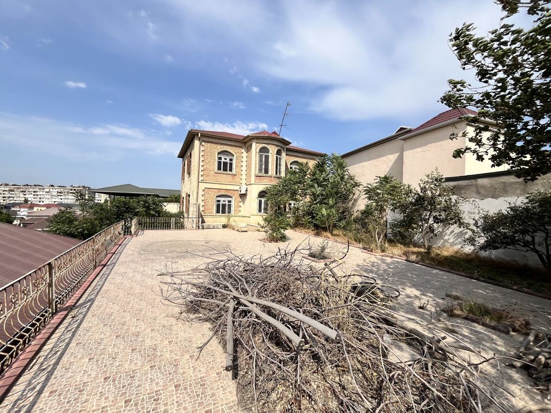 Satılır 6 otaqlı həyət evi/bağ evi 450 m² — Ev, villa, Bakı (2)
