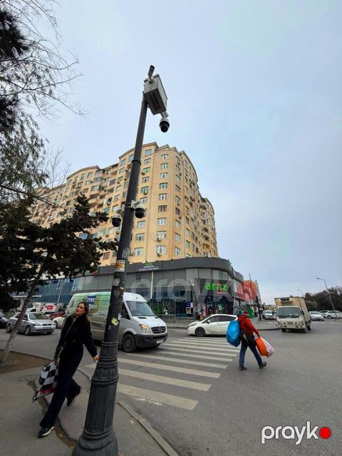 Satılır 2 otaqlı köhnə tikili 60 m²