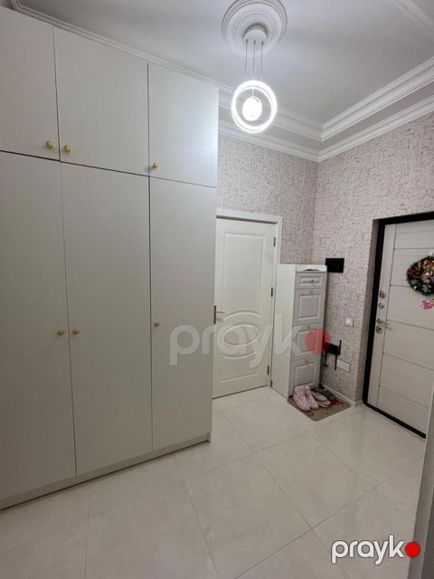 İcarəyə verilir 2 otaqlı yeni tikili 60 m²