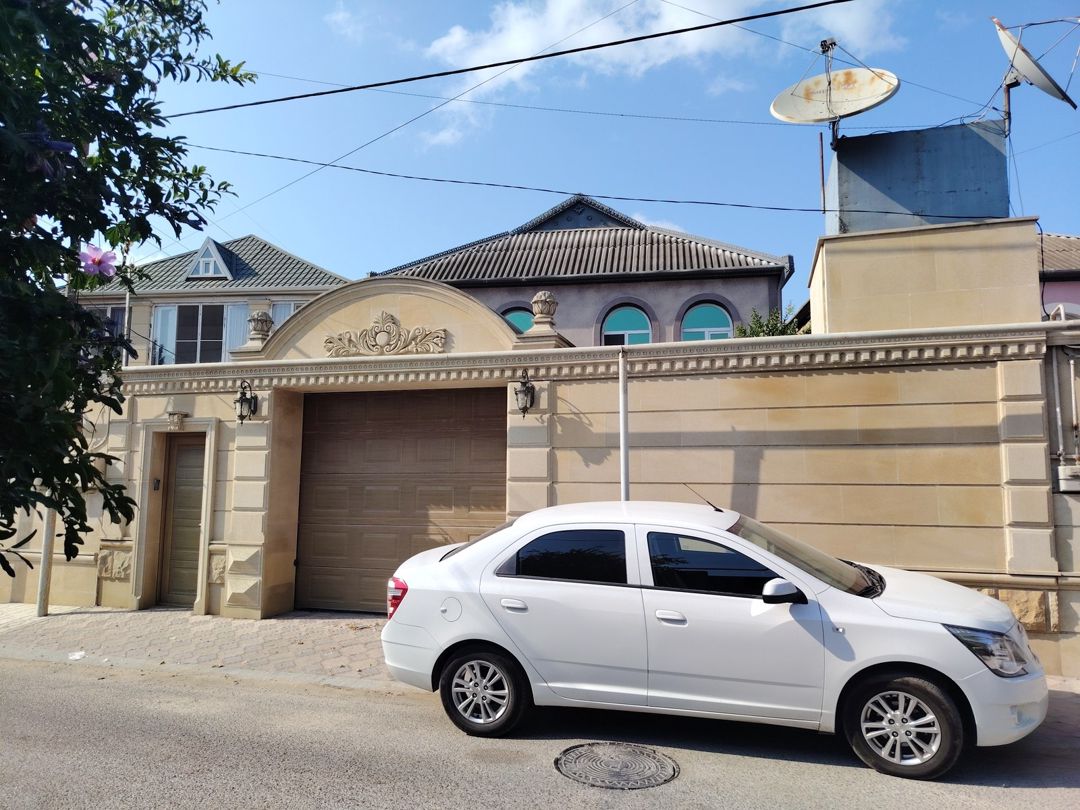 Satılır 7 otaqlı həyət evi/bağ evi 220 m² — Ev, villa, Bakı