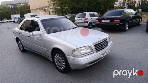 Mercedes C 200, 2.0 L, 1995 il, 352 500 km — Bakı