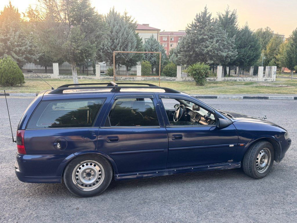Opel Vectra, 1.8 L, 1997 il, 269 030 km — Avtomobillər, Bərdə (5)