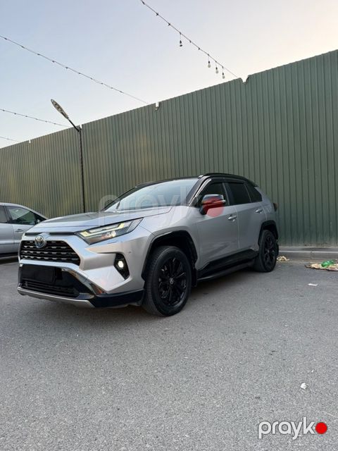Toyota RAV4, 2.5 L, 1.6 kWh, 2022 il, 78 000 km