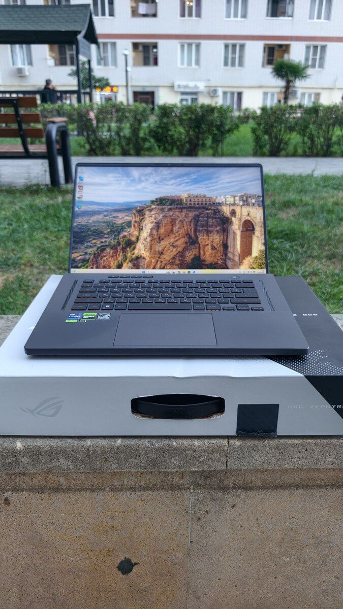 Asus Rog Zephyrus İ9/32 RAM — Noutbuklar, Bakı (2)