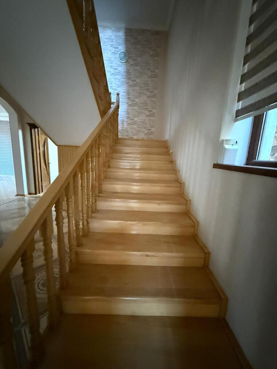 Satılır 5 otaqlı həyət evi/bağ evi 300 m² — Ev, villa, Bakı (12)
