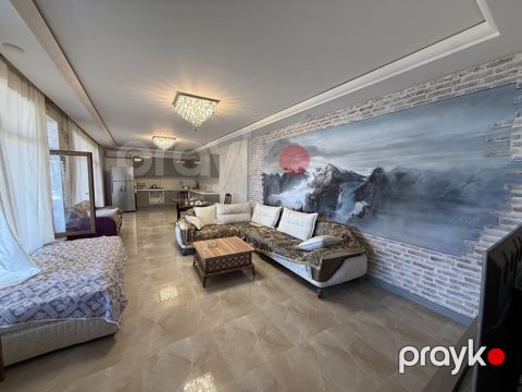 Satılır 5 otaqlı həyət evi/bağ evi 300 m²