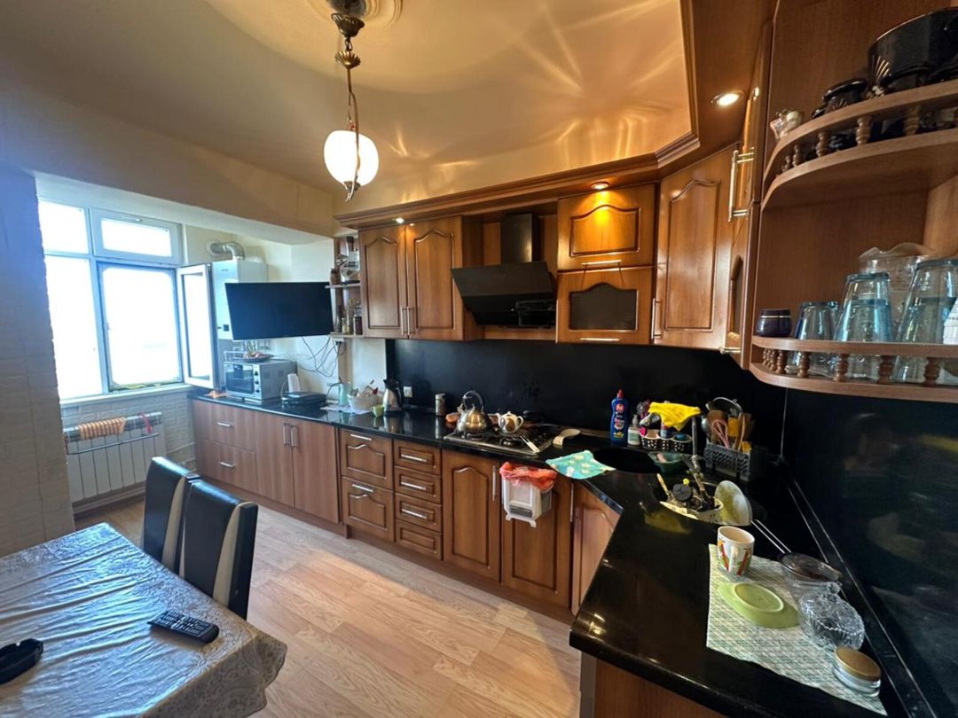 Satılır 2 otaqlı köhnə tikili 65 m² — Mənzil, Bakı (6)