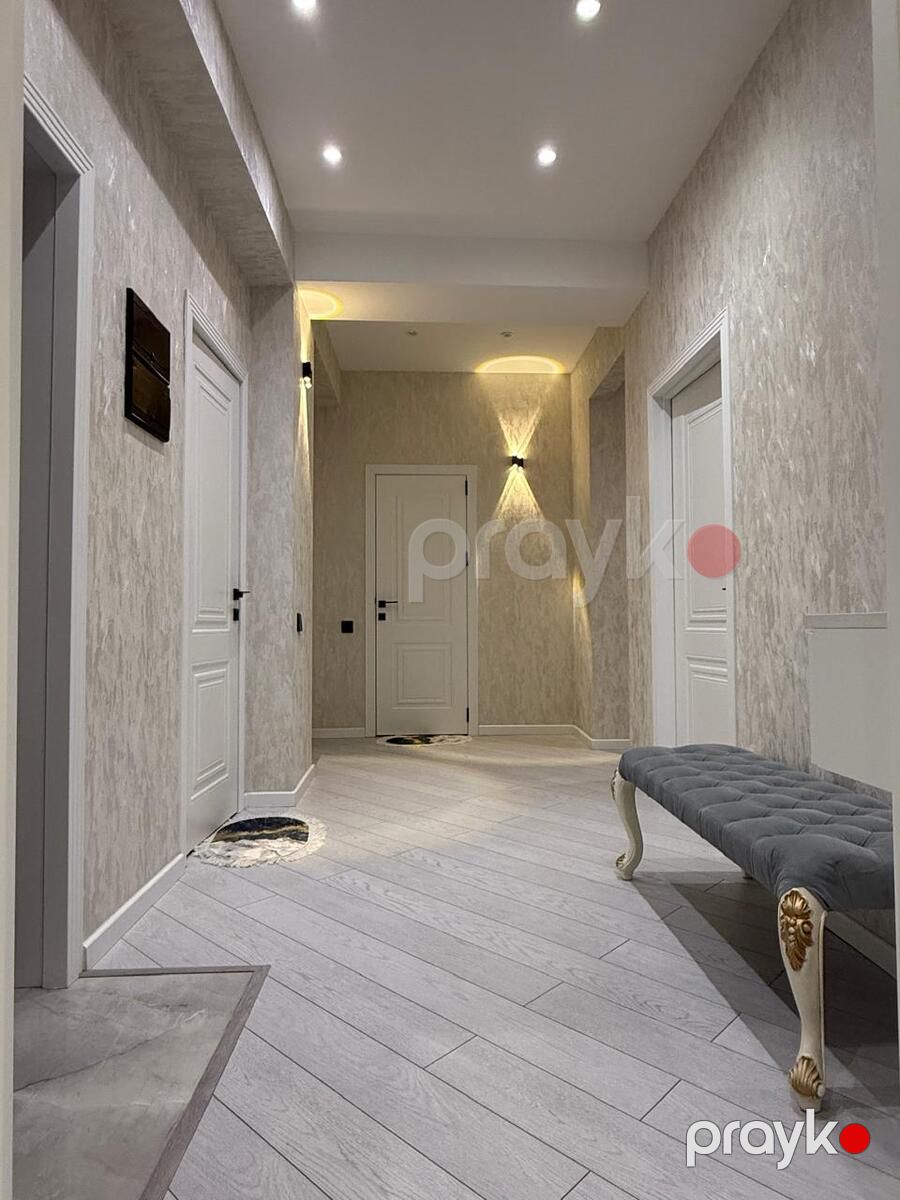 Satılır 4 otaqlı yeni tikili 130 m² — Mənzil, Bakı (12)