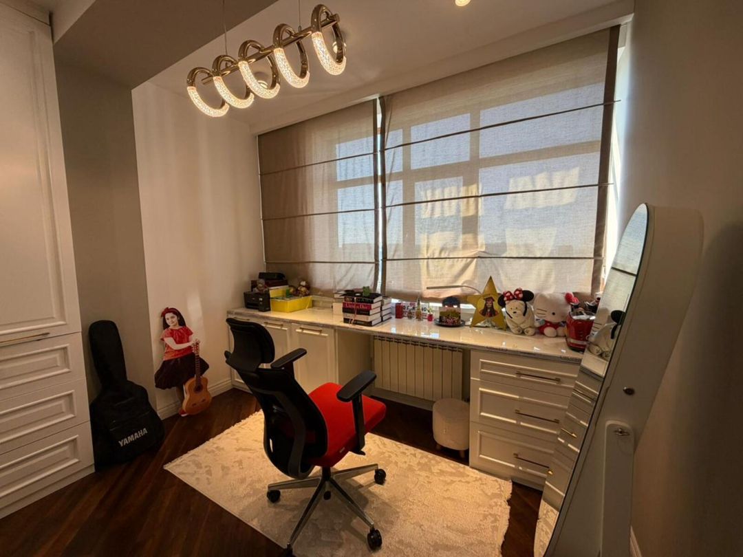 Satılır 5 otaqlı yeni tikili 230 m² — Mənzil, Bakı (12)