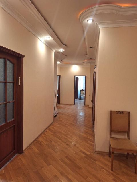 İcarəyə verilir 4 otaqlı yeni tikili 60 m² — Bakı