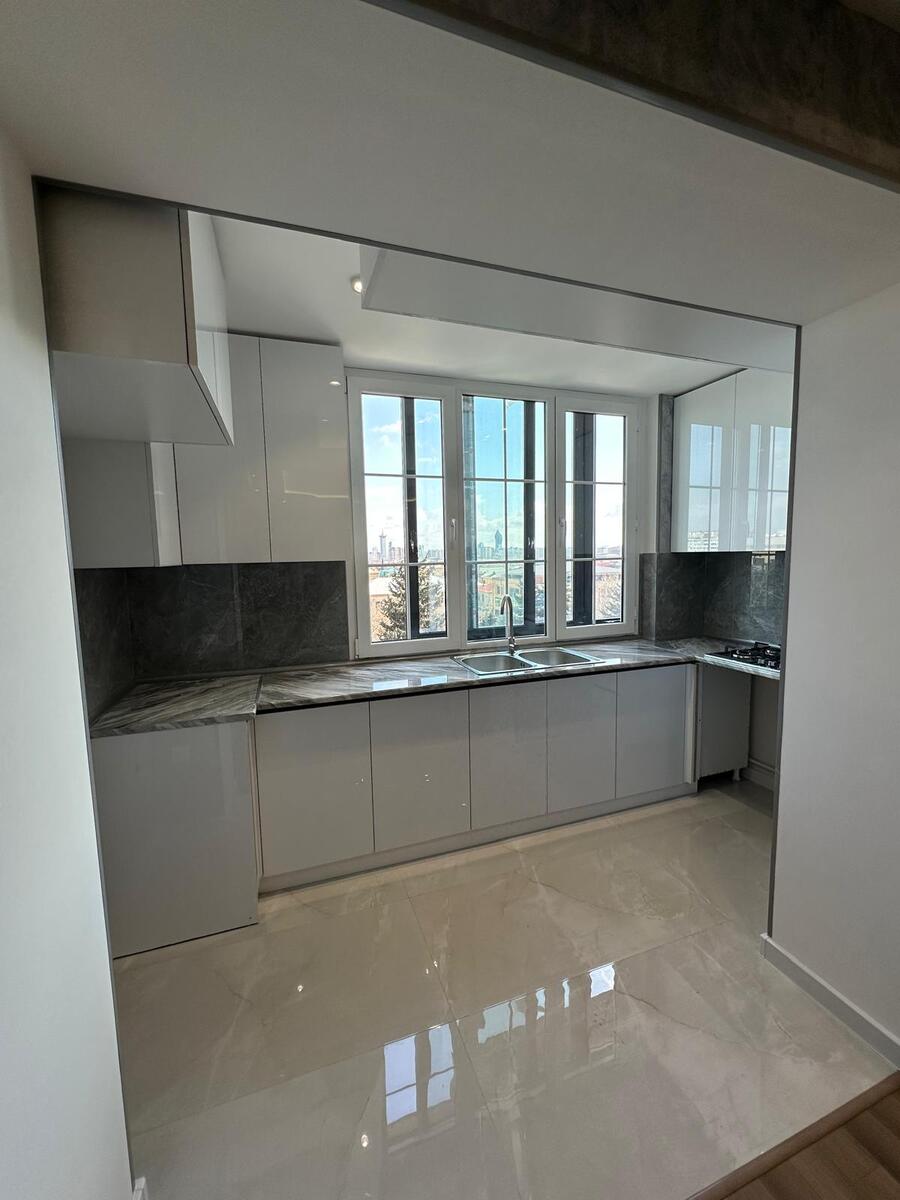 Satılır 3 otaqlı köhnə tikili 71 m² — Mənzil, Bakı (10)