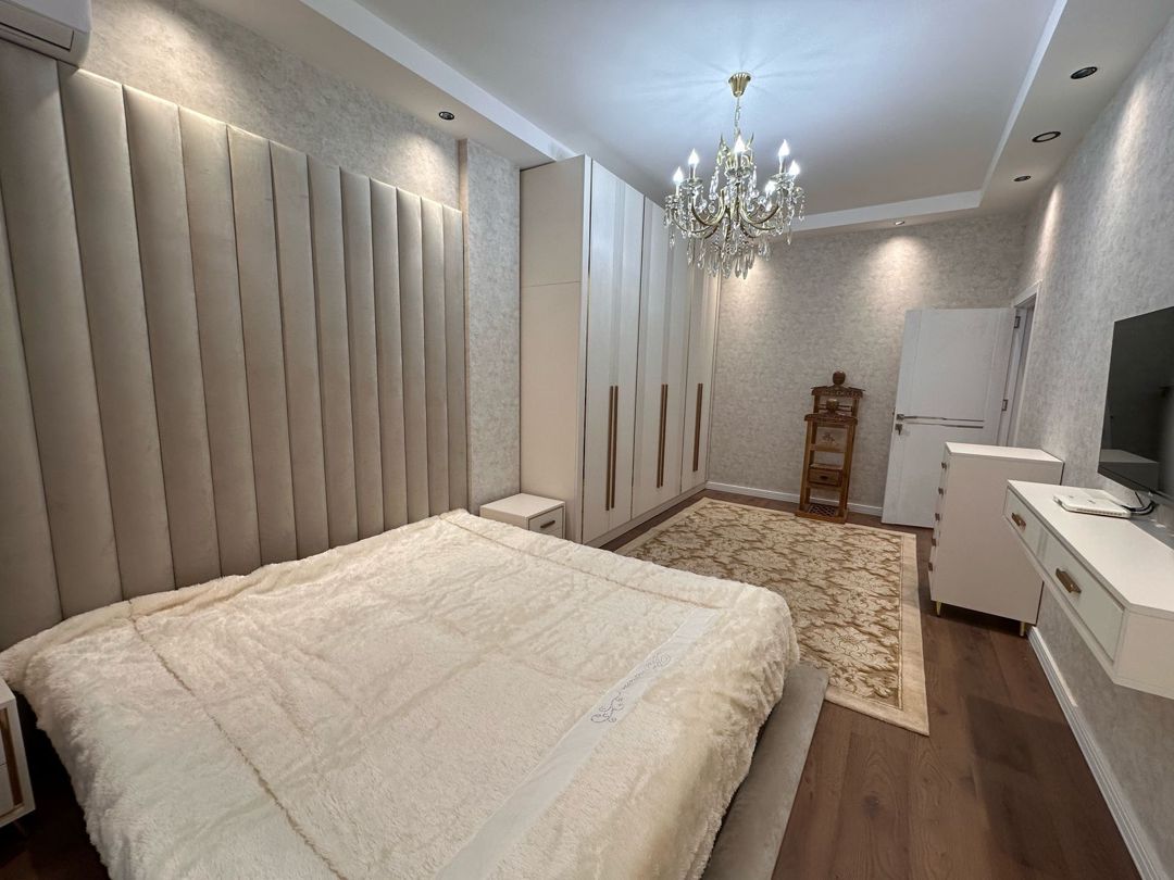 Satılır 4 otaqlı yeni tikili 192 m² — Mənzil, Bakı (7)