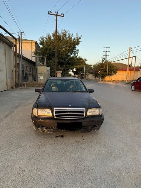Mercedes C 220, 2.2 L, 1999 il, 920 000 km — Bakı