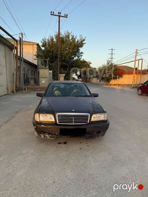 Mercedes C 220, 2.2 L, 1999 il, 920 000 km