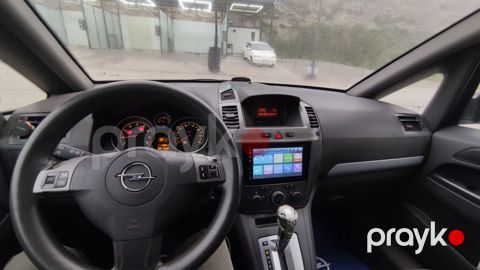Opel Zafira: 2.2 l 2006 il Universal