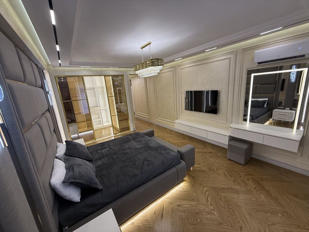 Satılır 4 otaqlı yeni tikili 235 m² — Mənzil, Bakı (7)