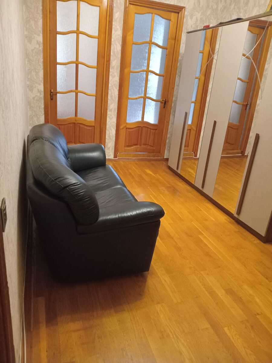 İcarəyə verilir 4 otaqlı köhnə tikili 100 m² — Mənzil, Bakı (8)
