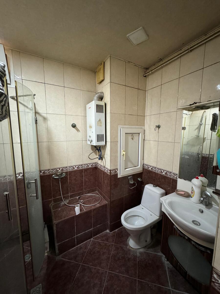 Satılır 2 otaqlı köhnə tikili 50 m² — Mənzil, Bakı (9)