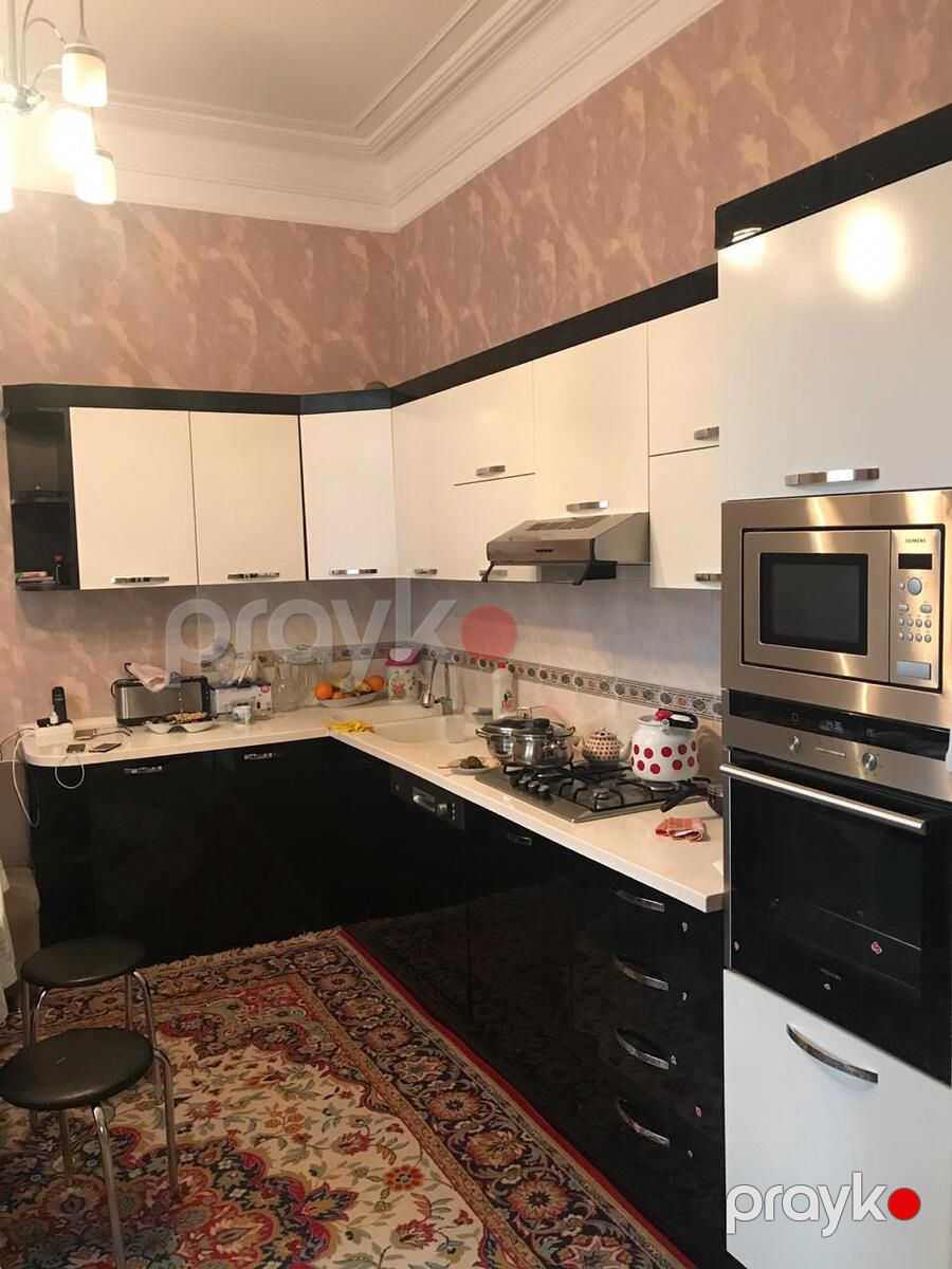 Satılır 5 otaqlı həyət evi/bağ evi 200 m² — Ev, villa, Bakı (12)