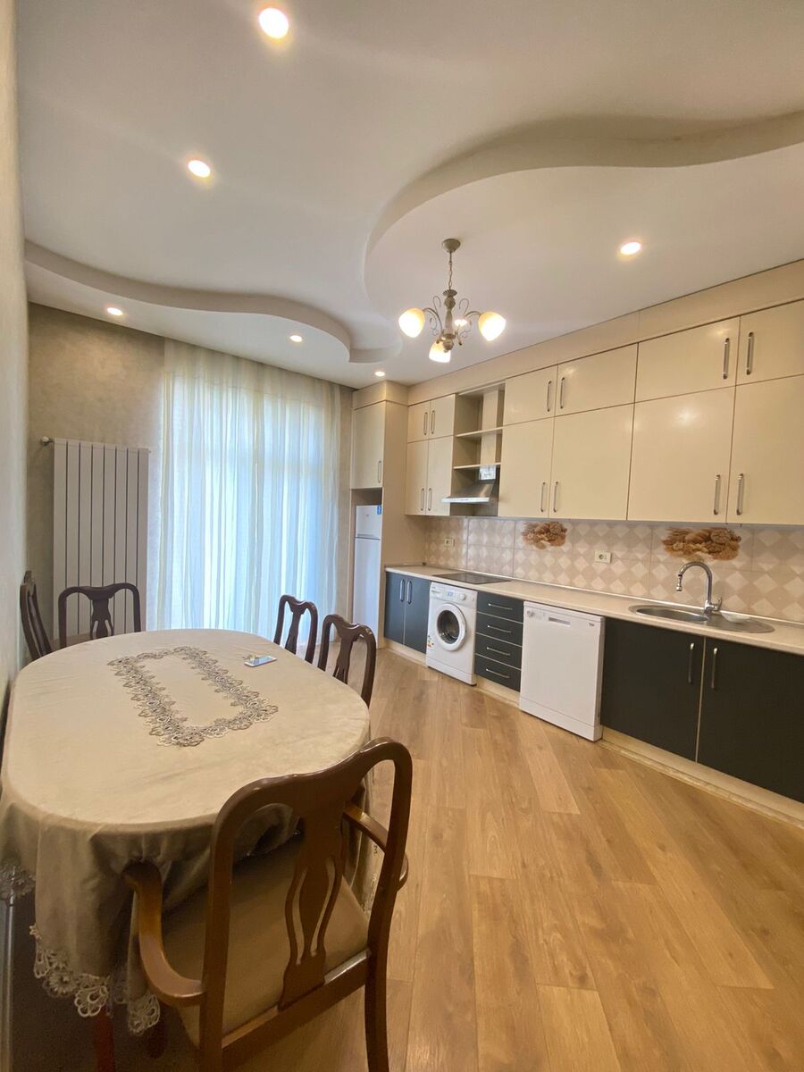 İcarəyə verilir 3 otaqlı yeni tikili 145 m² — Mənzil, Bakı (9)