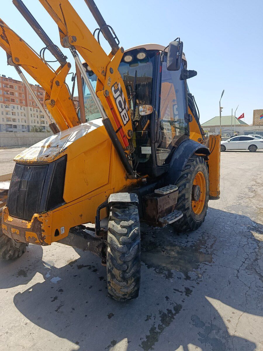 Ekskavator JCB, 2013 il — İnşaat texnikası, Bakı (8)