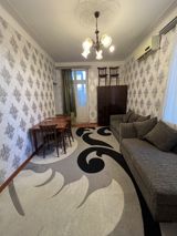 İcarəyə verilir 2 otaqlı köhnə tikili 40 m² — Ziya